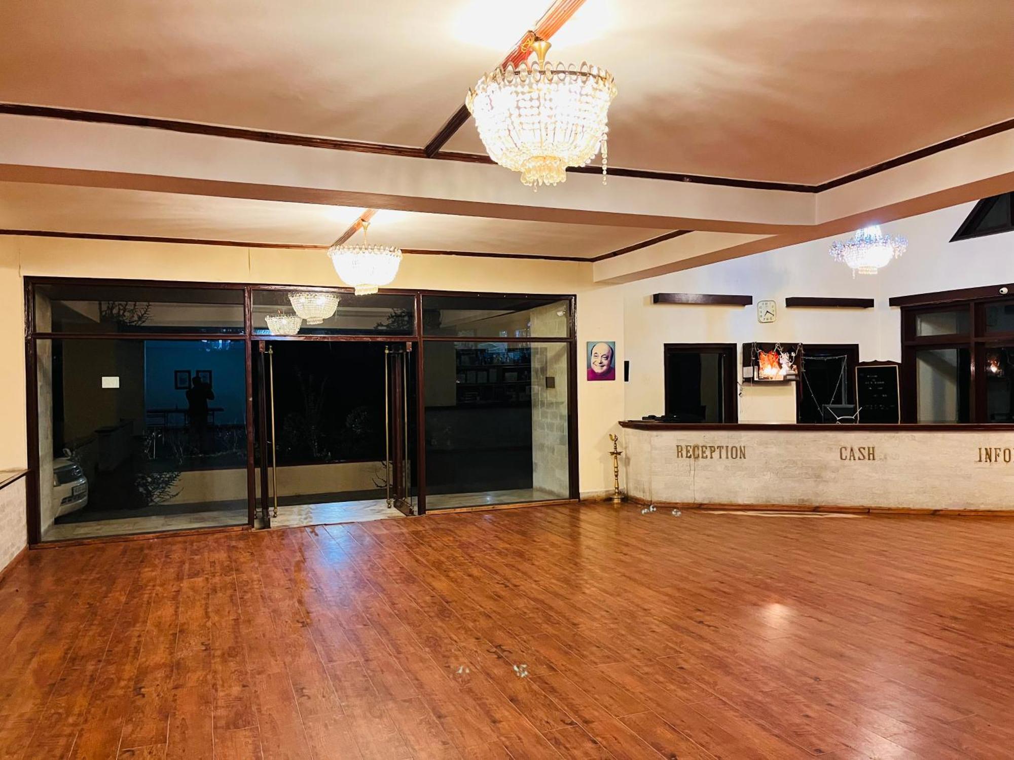 Sagar Resort Manali By Ramanand Sagar Ramayan Maker - #Near Mall Road #Big Parking #Property Of The Decade #Mountain View #Garden With Bonfire #Best Selling Property M 72084-84392 Exterior photo